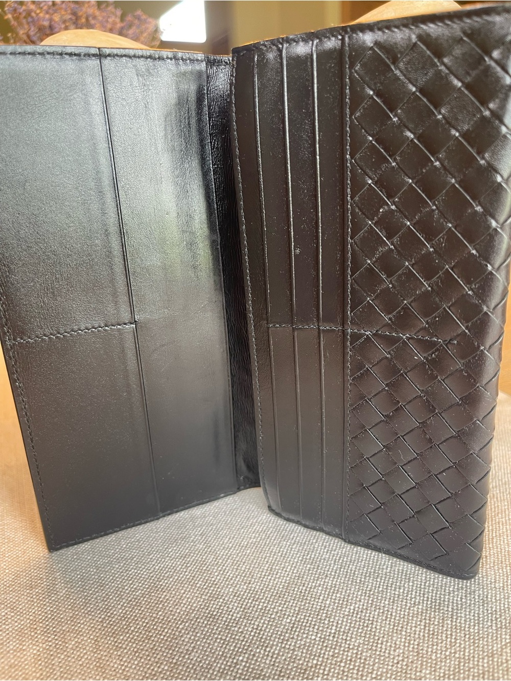 EUC BOTTEGA VENETA INTRECCIATO CONTINENTAL LAMBSKIN LEATHER WALLET BLACK ITALY - Picture 6 of 16